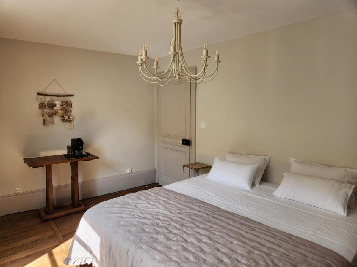 Le Zola Aparthotel Bourges Exteriör bild